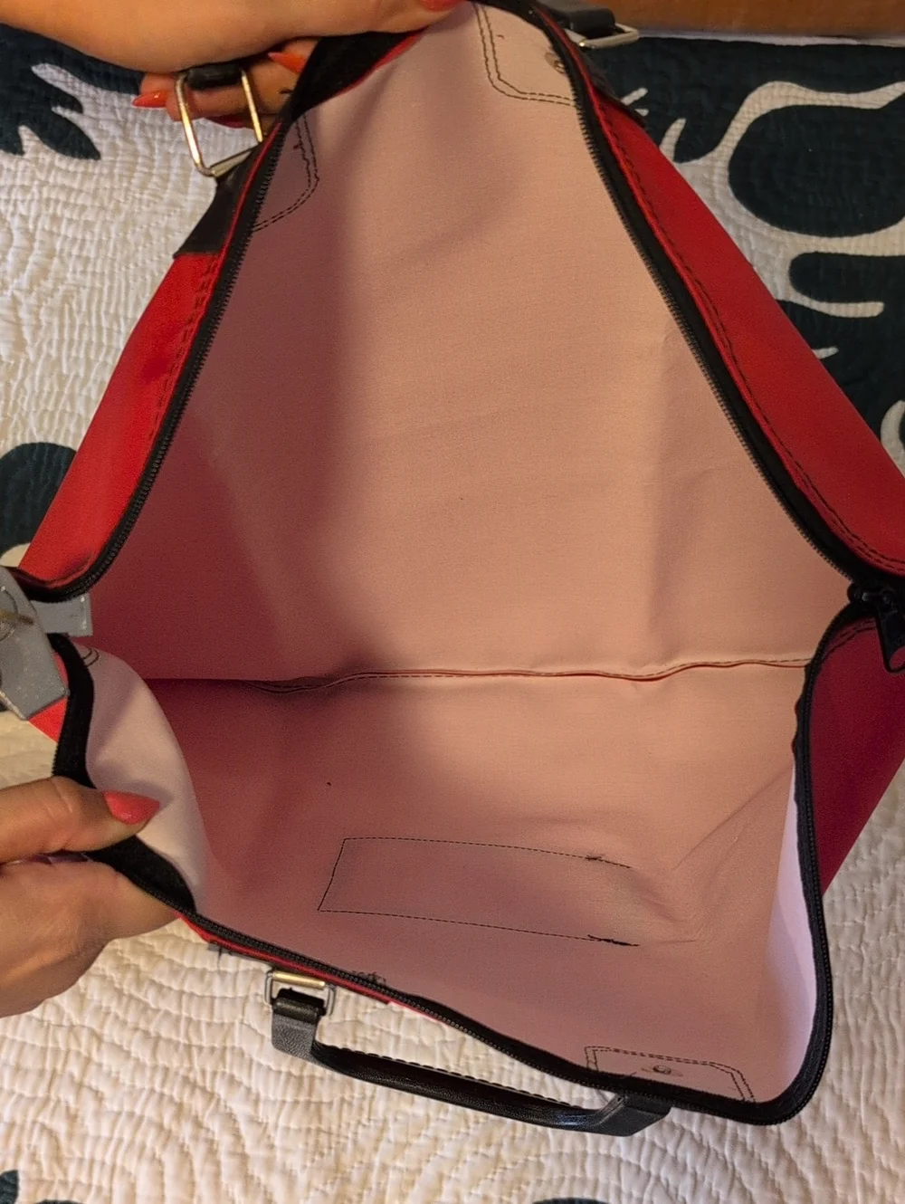 New Cardinal Bag Supplies security tote
